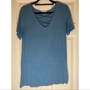 Zenana Outfitters Cutout Tee